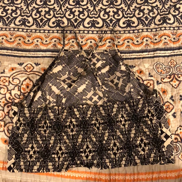 Crop top - Picture 2 of 2